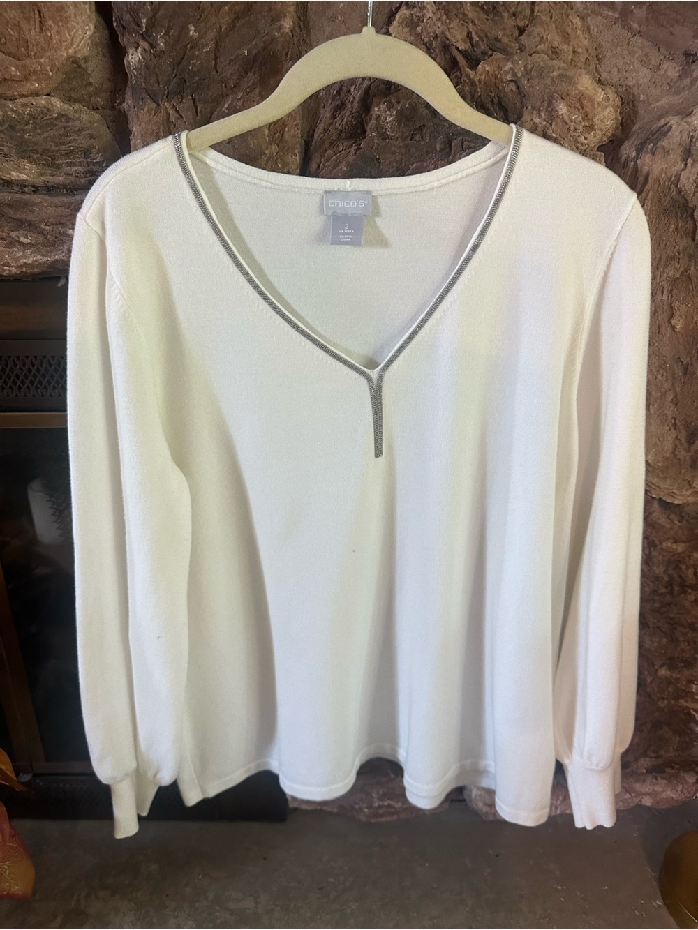 Chico's Creamy White V-Neck Long Sleeve Sweater with Metallic Trim